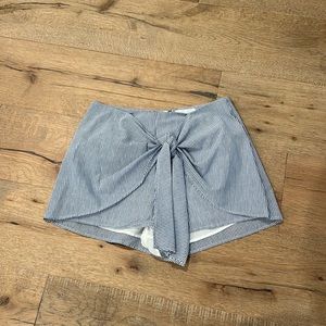 Small blue and white striped skort